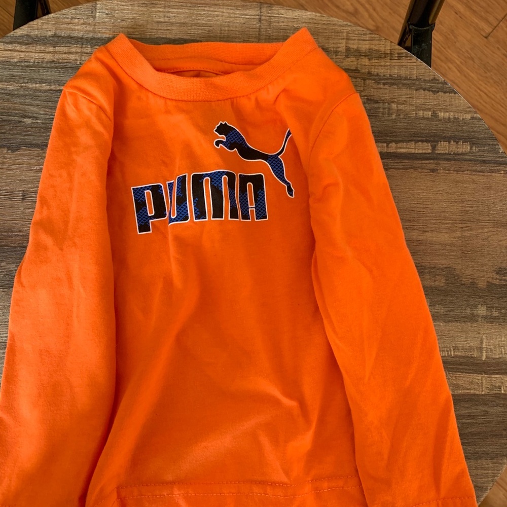 Long sleeve tee shirt